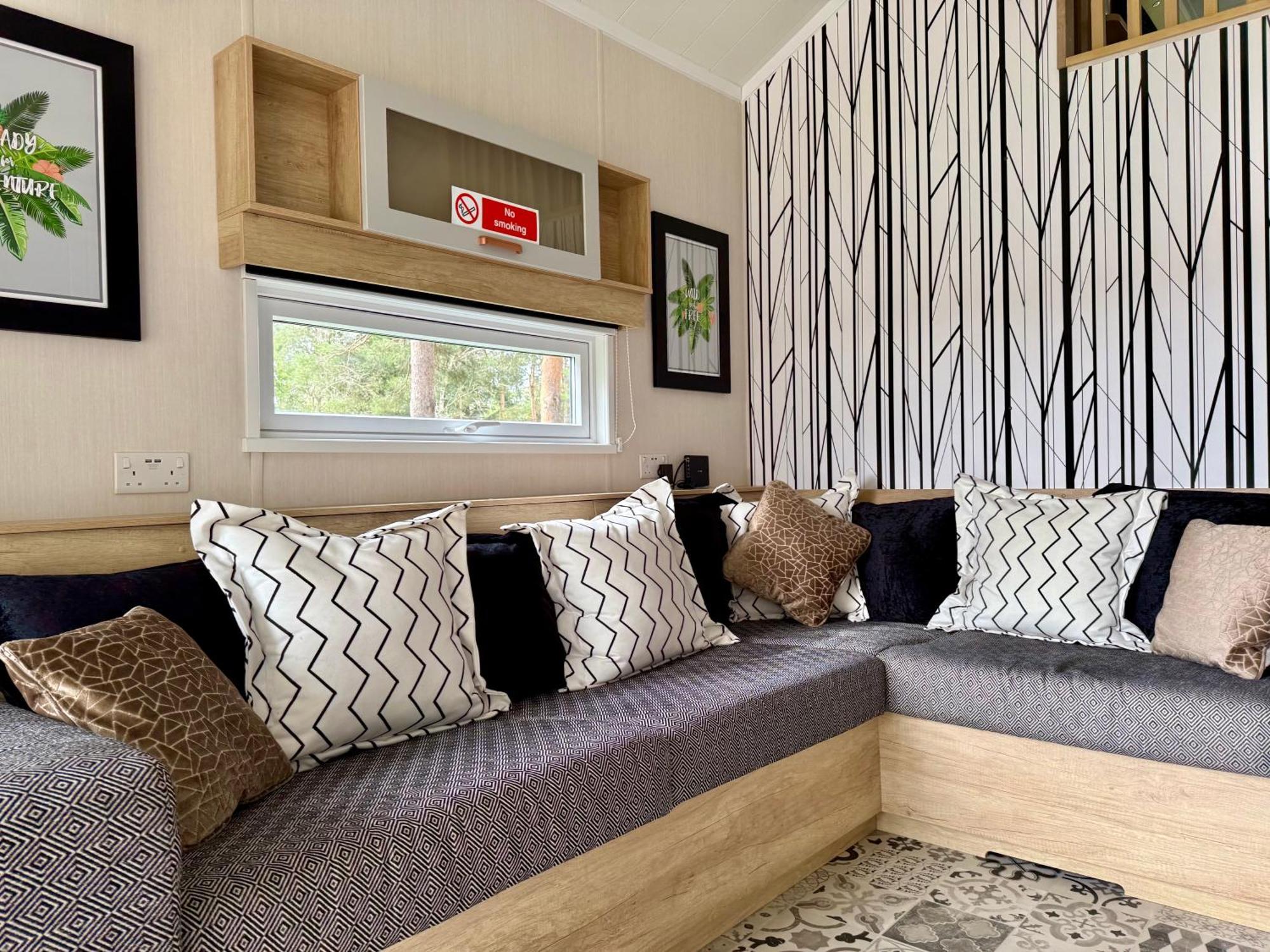 The Parr Pod - Beautiful, Luxury Pod Hotel Aberlour Eksteriør billede